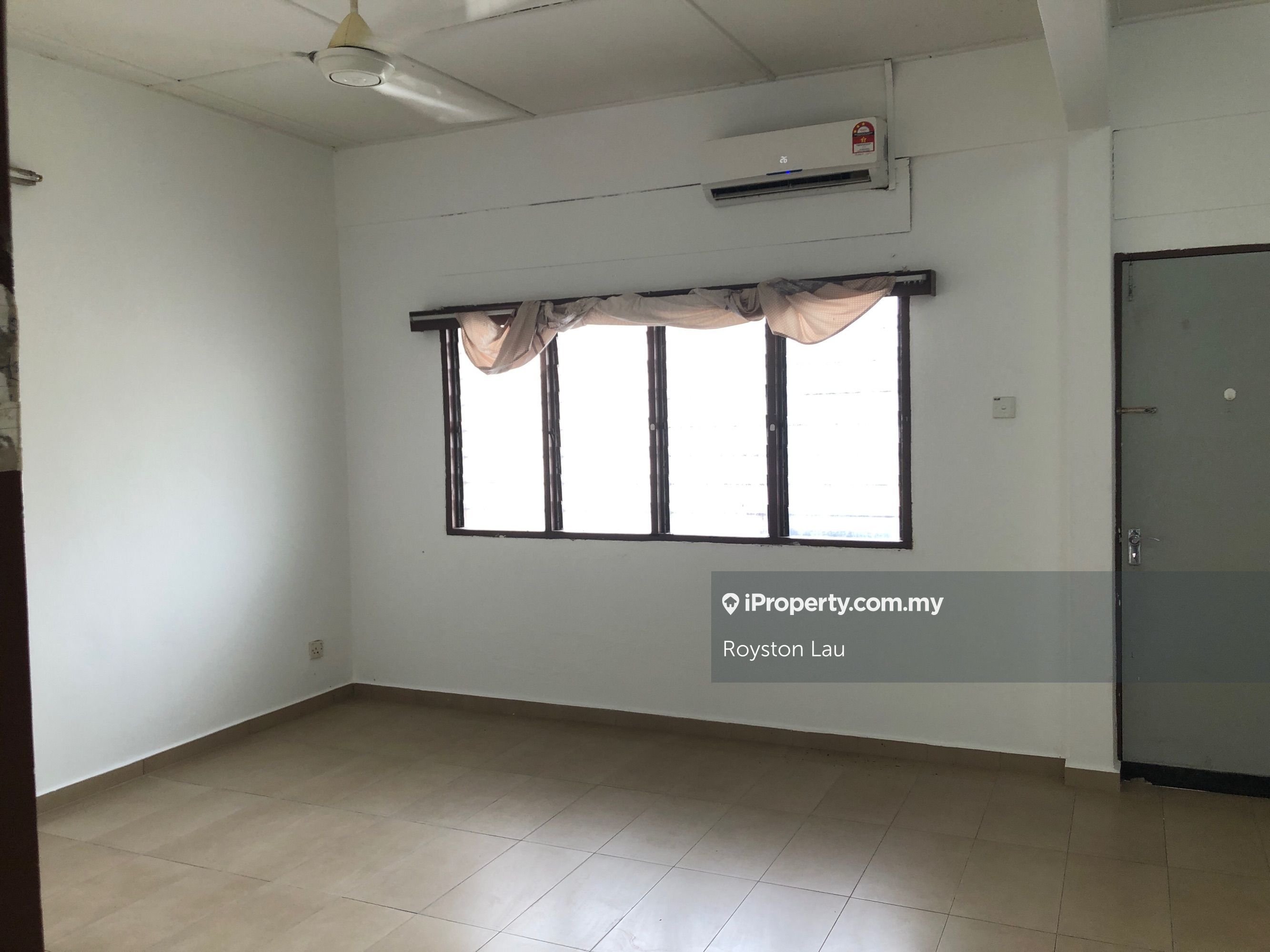 Section 17 PJ, walking distance to Jaya One, Petaling Jaya Intermediate