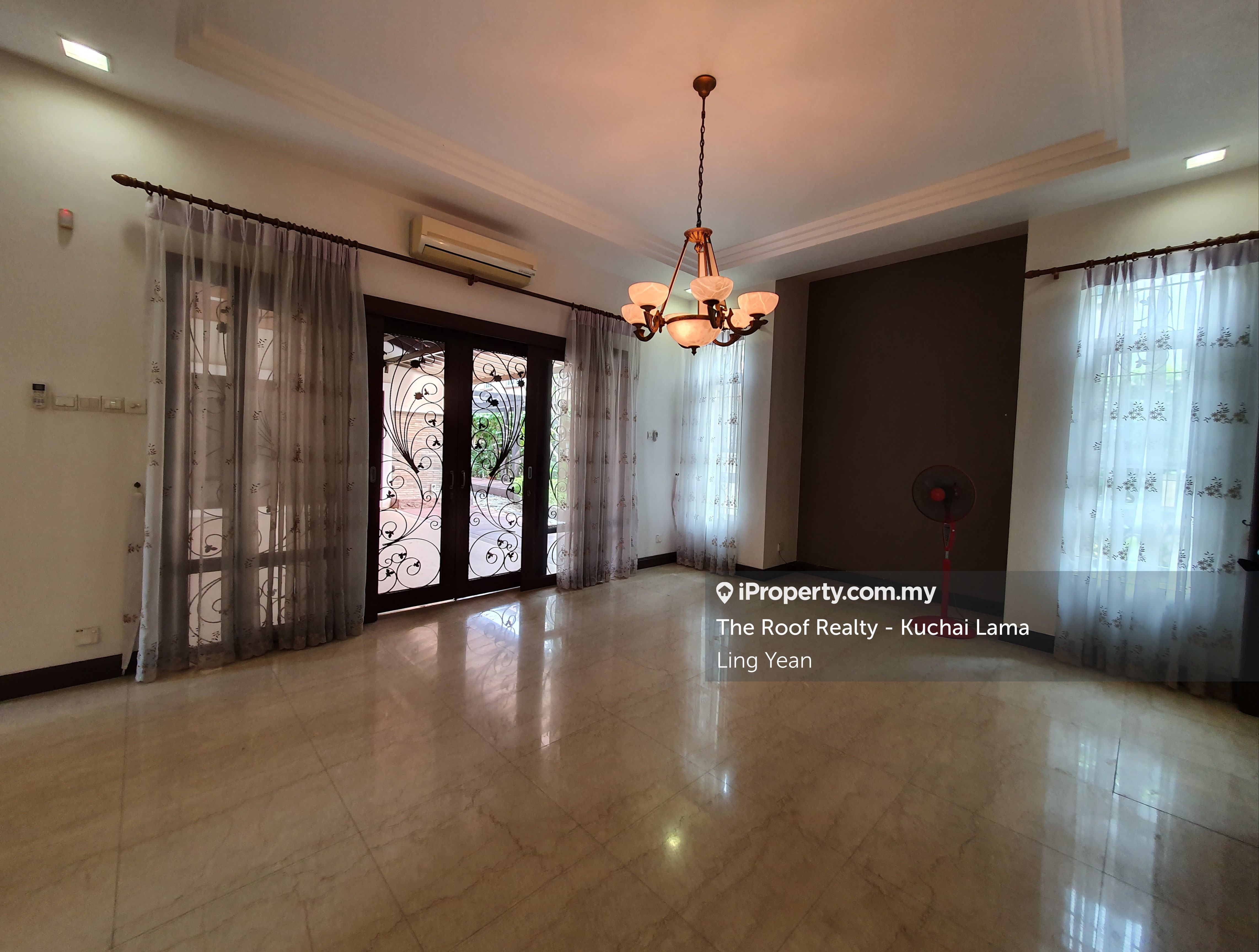 Lakeview Bungalow Saujana Resort Saujana Subang Shah Alam Intermediate Bungalow 7 3 Bedrooms For Sale Iproperty Com My