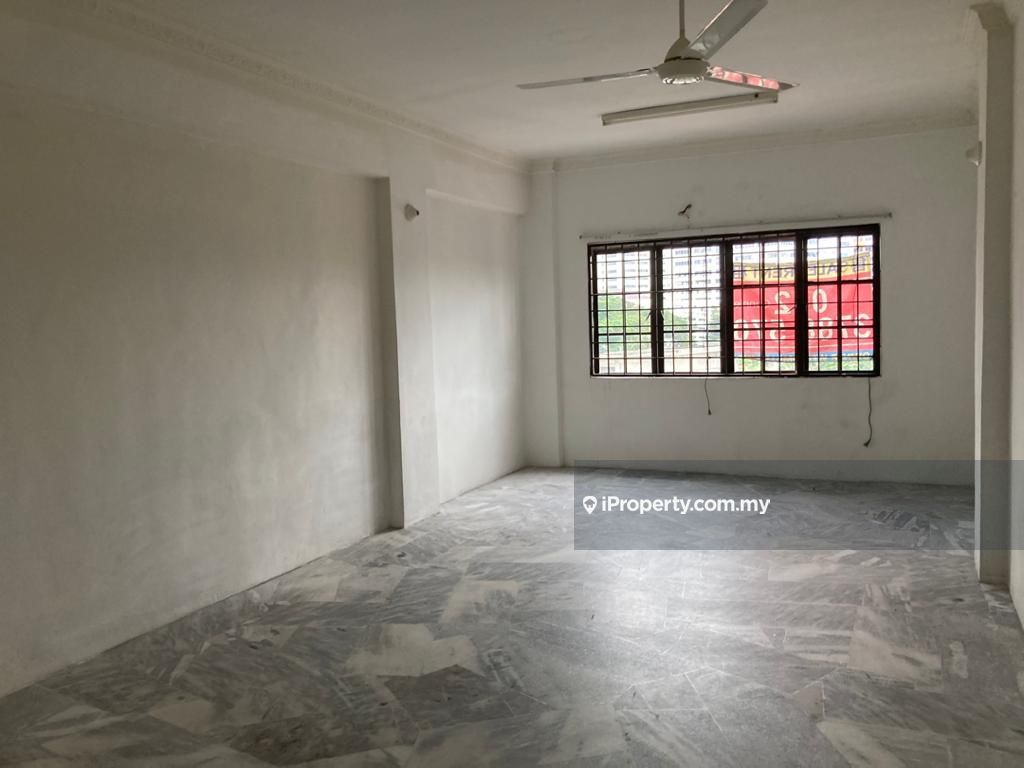 Lembah Maju Lembah Maju Cheras Corner Lot Office 3 Bedrooms For Sale Iproperty Com My