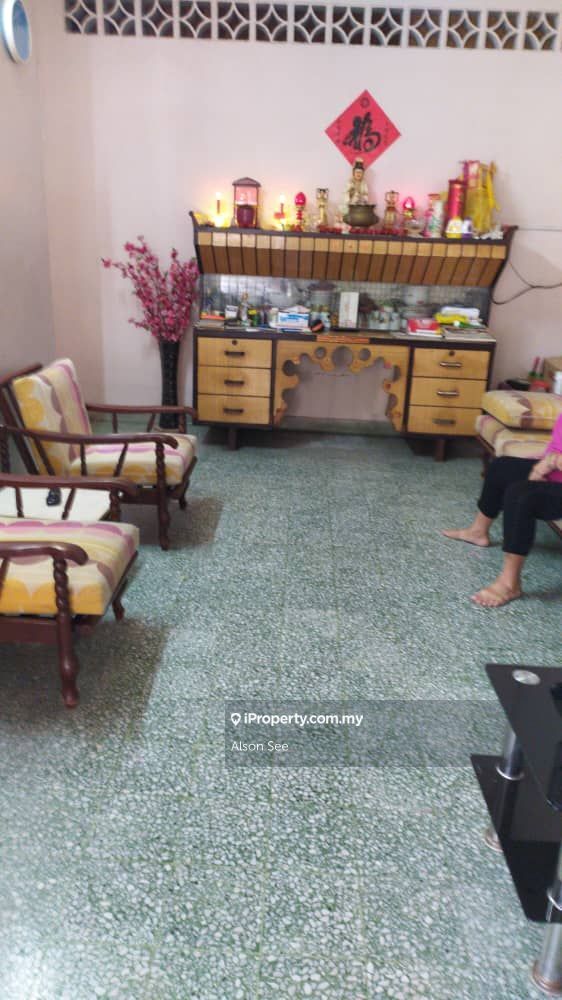 Jalan Meru Behind Tnb Klang Intermediate 1 Sty Terrace Link House 4 Bedrooms For Sale Iproperty Com My