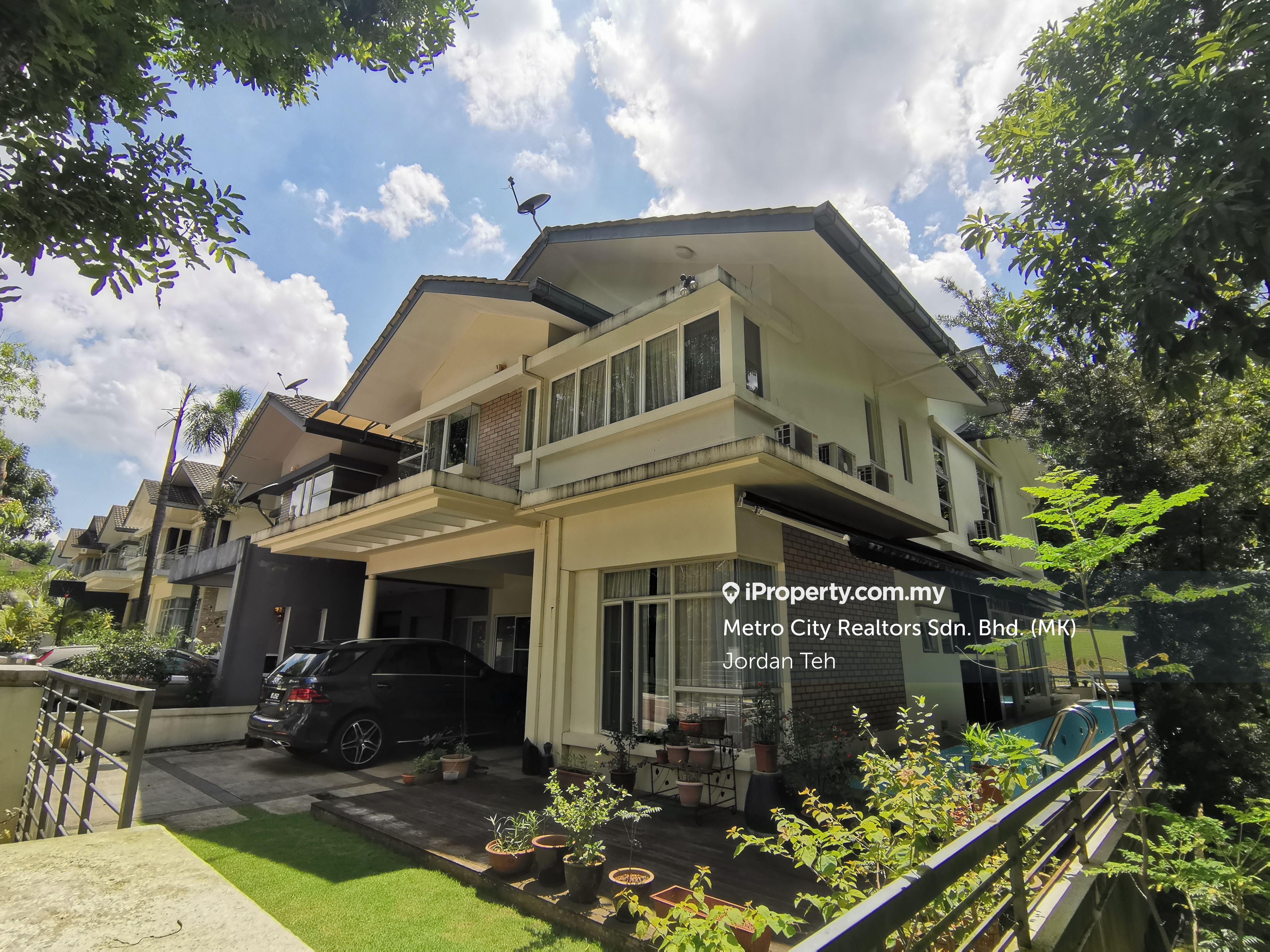 Valencia Sierramas Sg Buloh Damansara Valencia End Lot Semi Detached House 4 1 Bedrooms For Sale Iproperty Com My