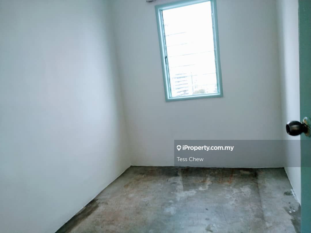 Taman Serina Flat 3 Bedrooms For Rent In Jelutong Penang Iproperty Com My