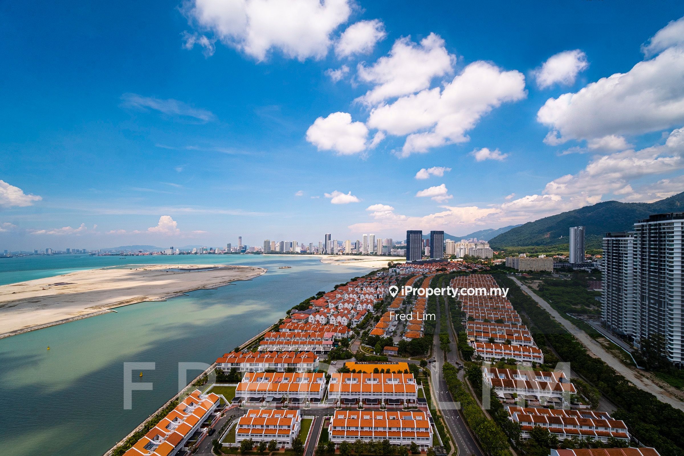 Straits Residences Intermediate Serviced Residence 2 Bedrooms For Sale In Tanjong Tokong Penang Iproperty Com My