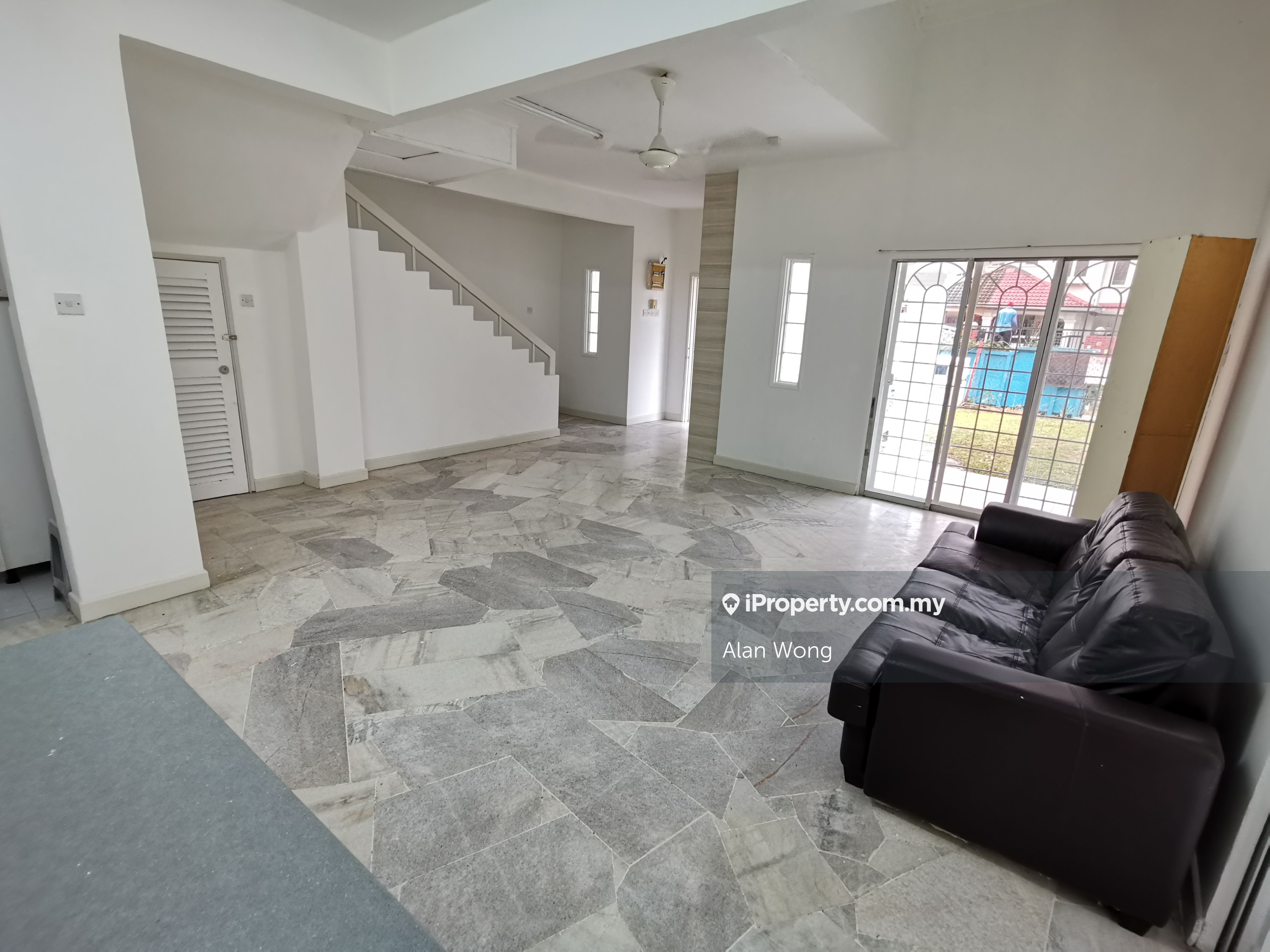 Usj 5, Usj , USJ Corner lot 2sty Terrace/Link House 4 bedrooms for