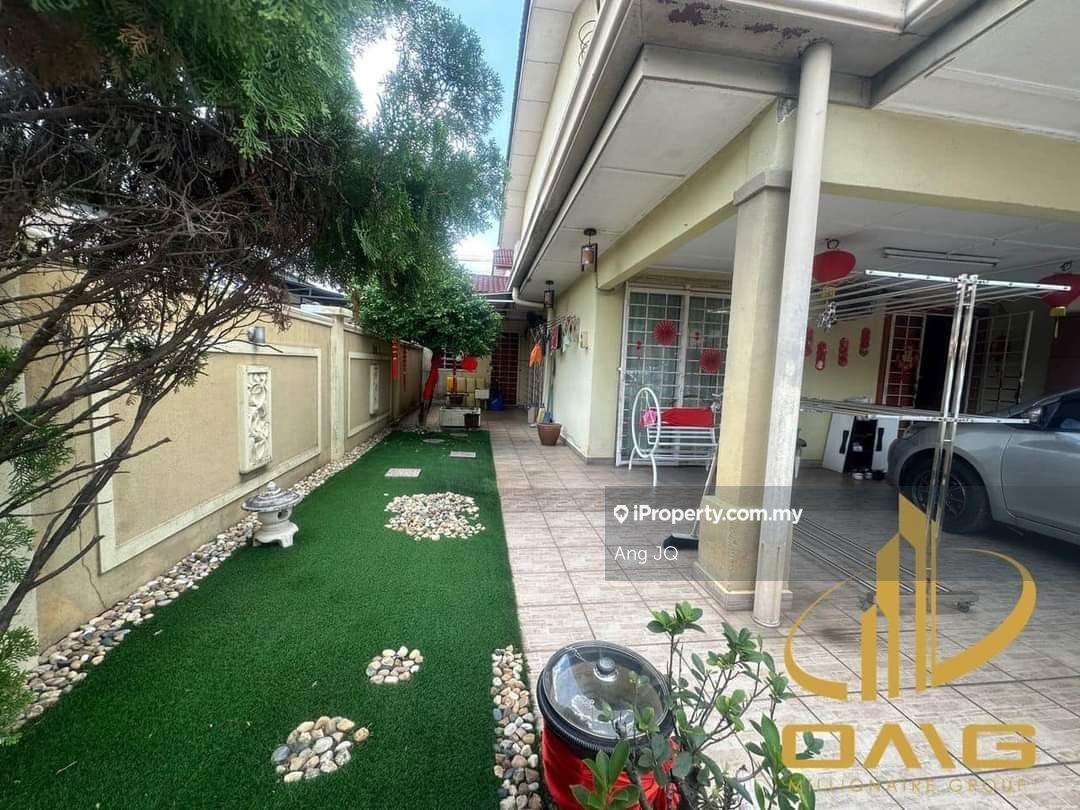 bukit-tinggi-klang-2-sty-terrace-link-house-4-bedrooms-for-sale