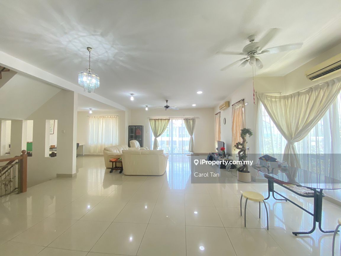 Austin Heights, Johor Bahru Intermediate Cluster House 5+1 bedrooms for sale