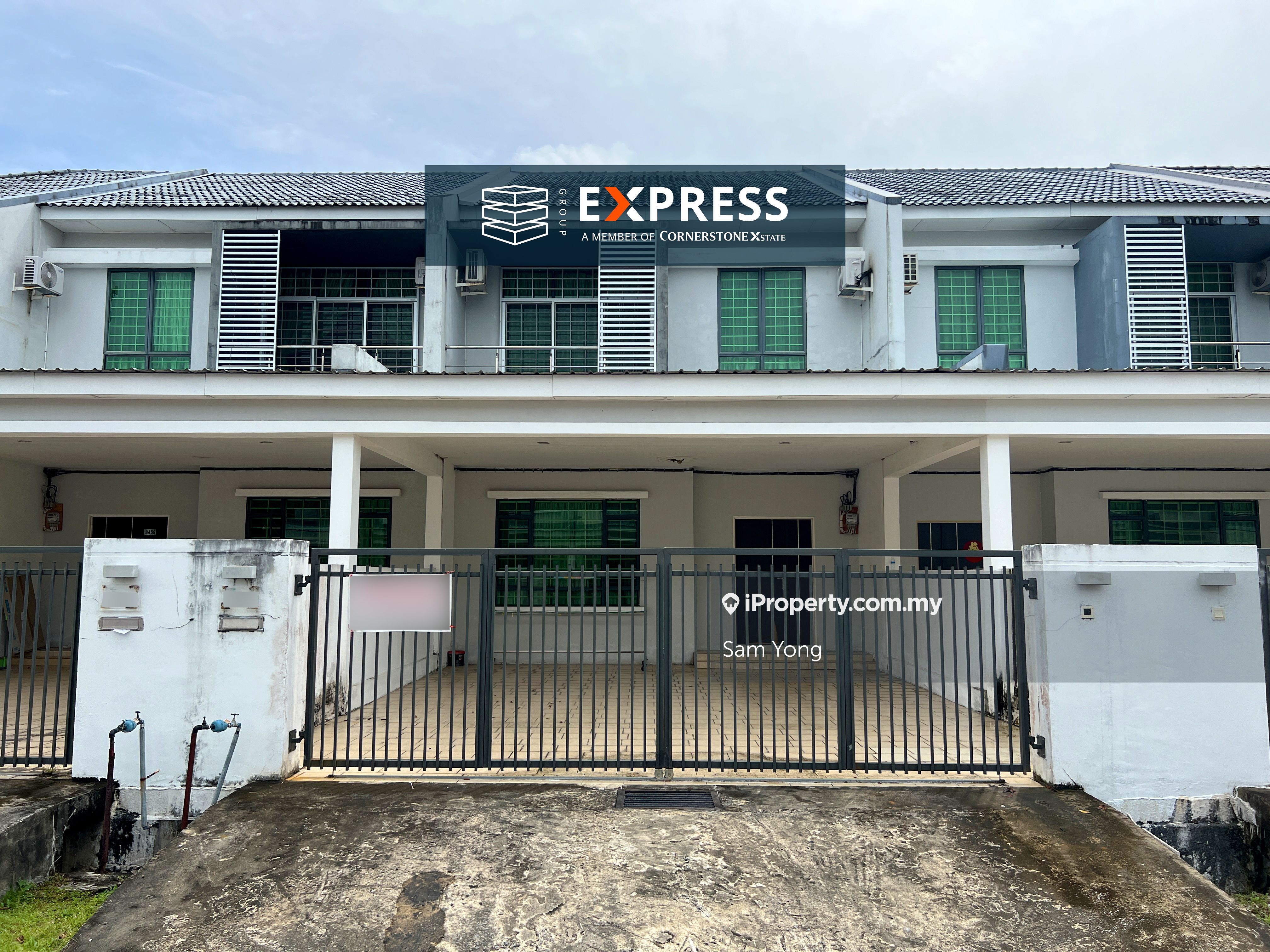 Double Storey Terrace Intermediate at Curtin Water, Miri Intermediate 2