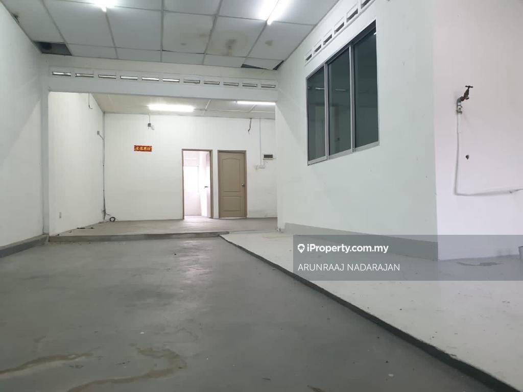 Johor Jaya Shop Lot , Johor Bahru Intermediate Shop for rent