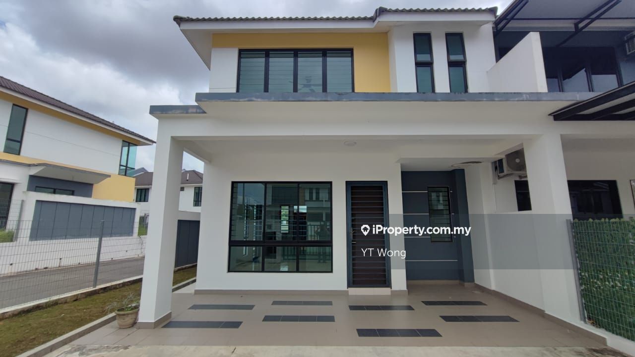 Austin Duta (nearby Seri Austin, Dato Onn), Johor Bahru End Lot 2-sty 