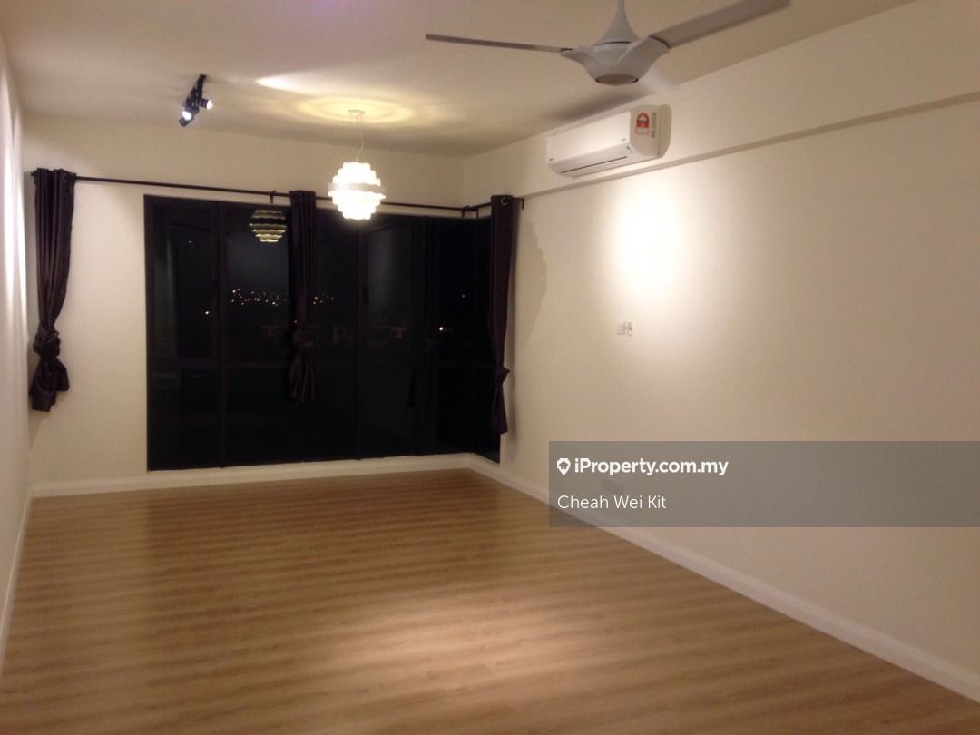 Nova Saujana Corner lot Serviced Residence for rent in Saujana