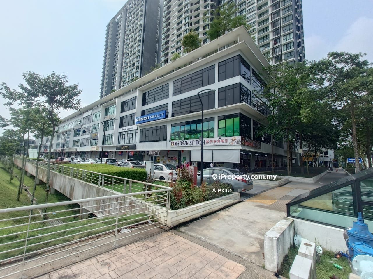 3 Story Shoplot Persiaran SouthKey 1, Johor Bahru, 3 Story Shoplot