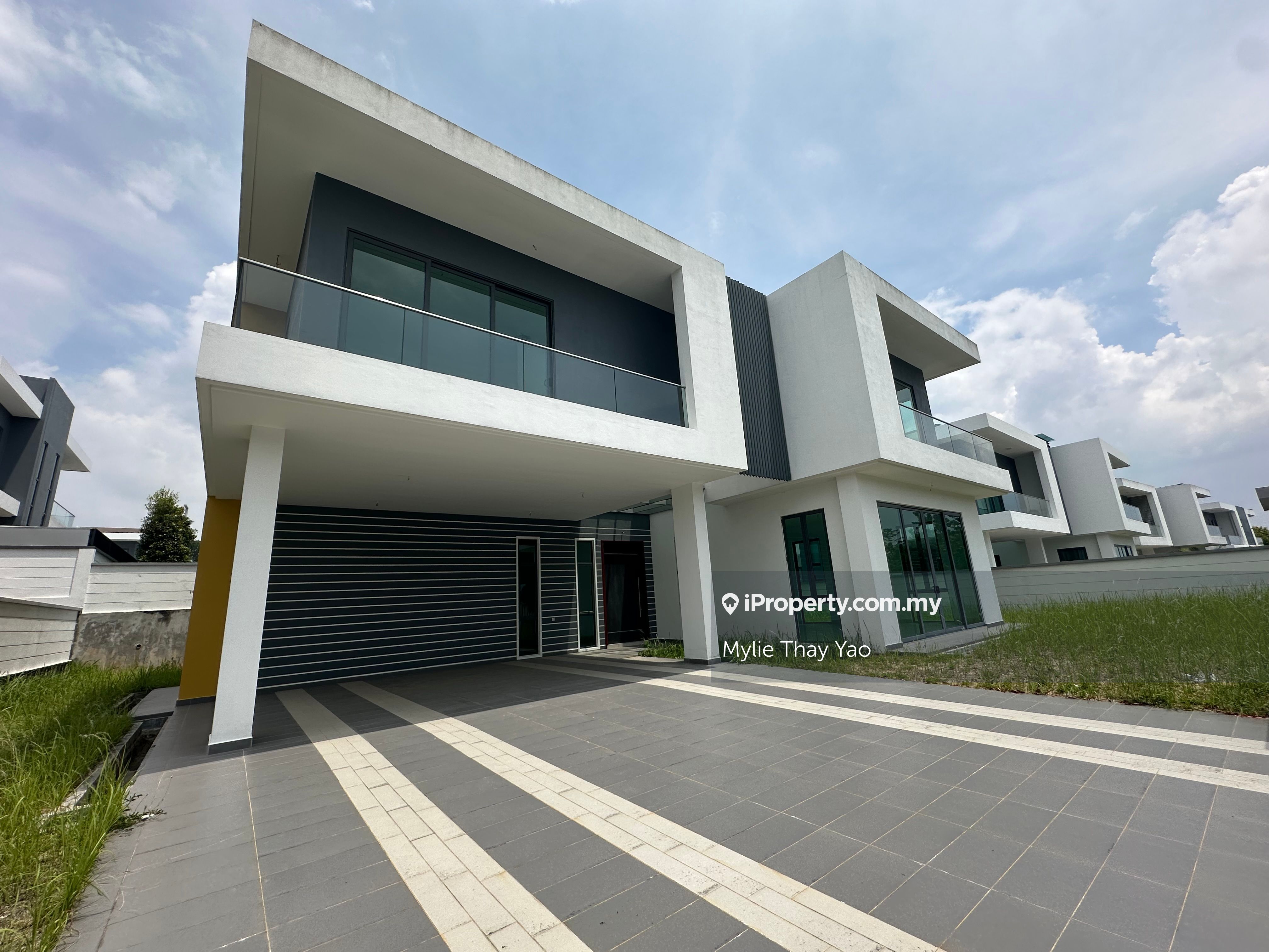 Saujana Duta,s2 Heights, Seremban 2 For Sale - Rm3699999 