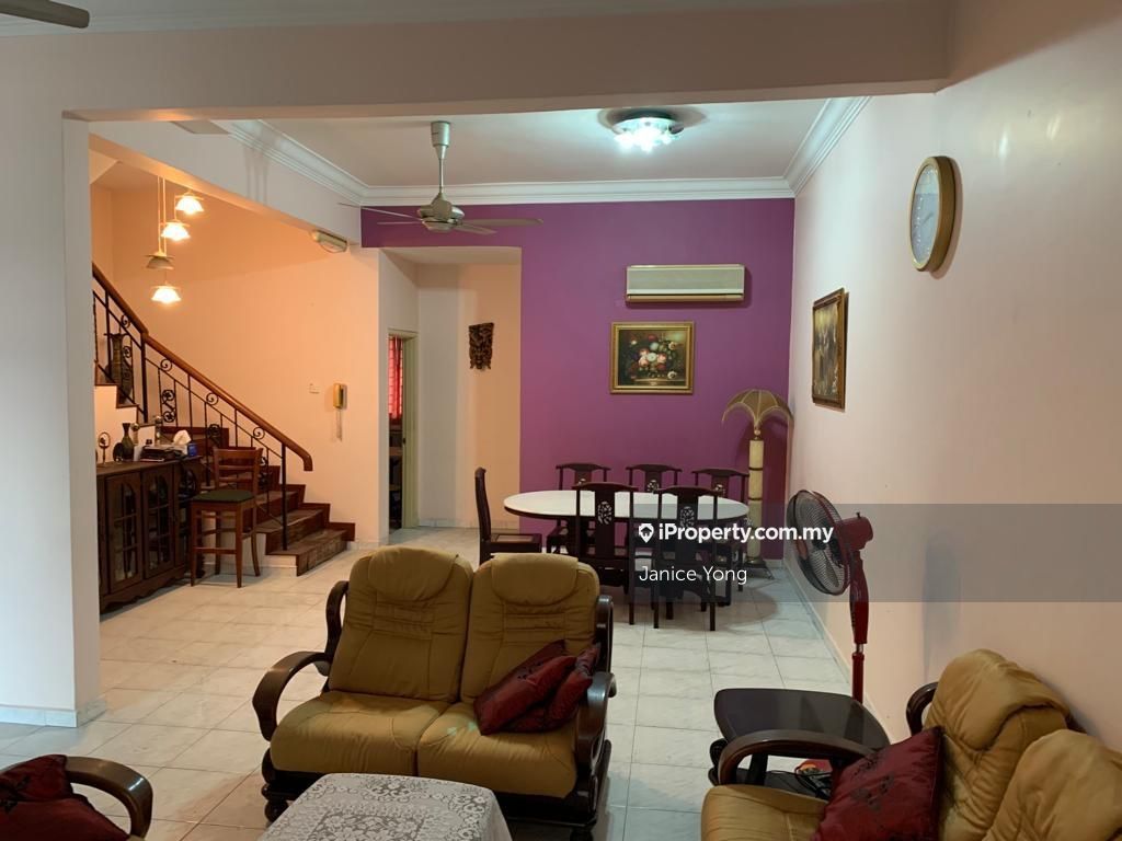 Taman Suria Larkin, Johor Bahru 2sty Terrace/Link House 4 bedrooms for