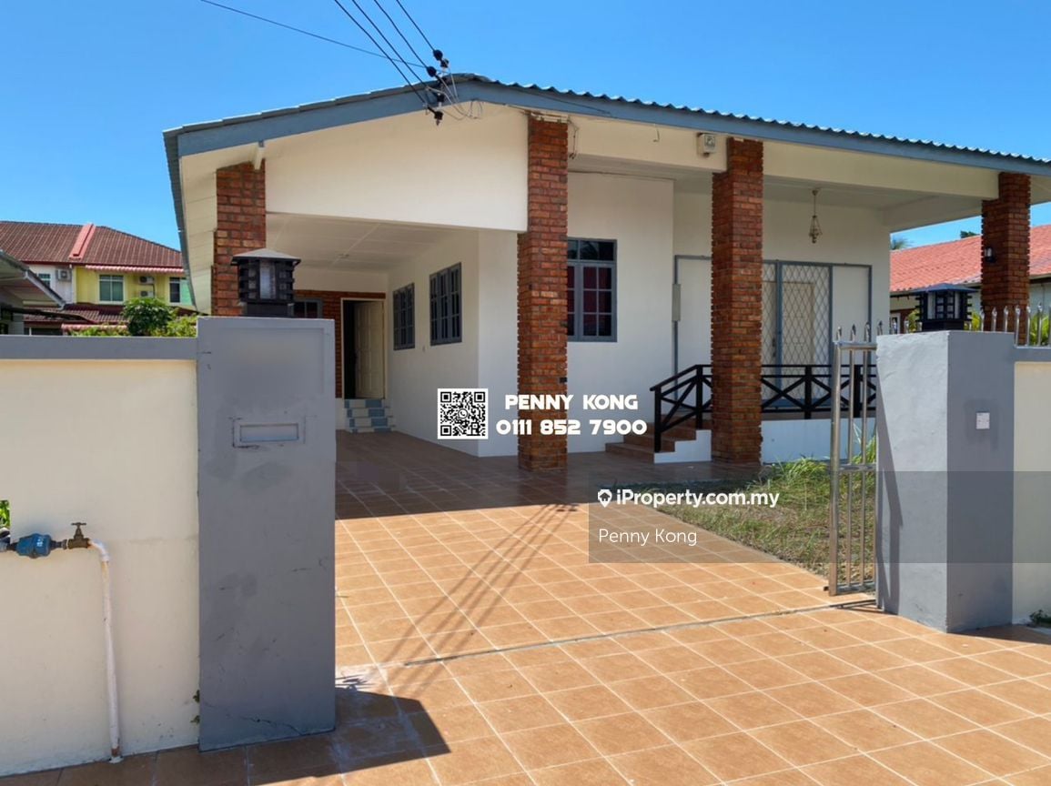 Miri Semidetached House 4 bedrooms for sale
