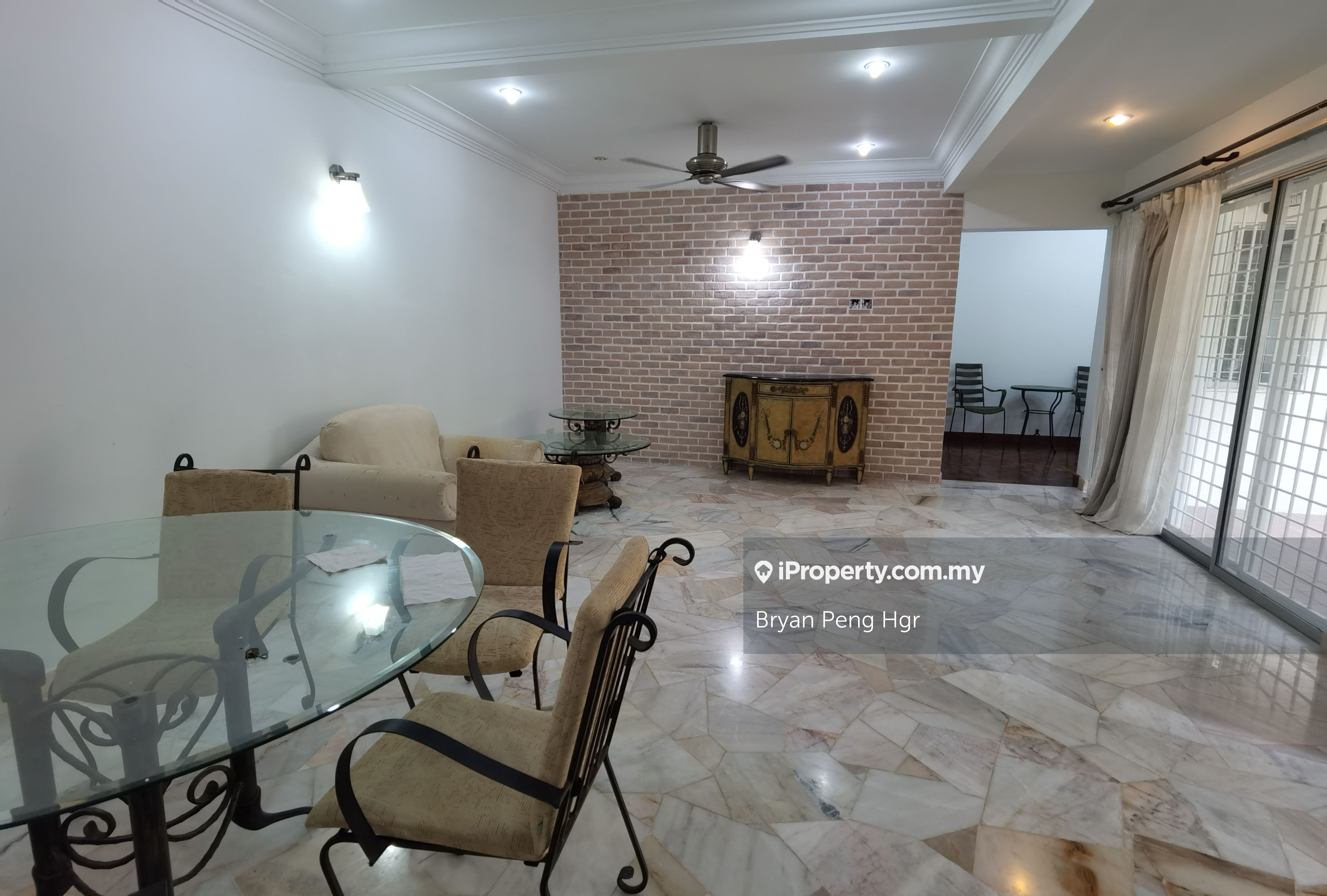 Kiara Green TTDI, Taman Tun Dr Ismail Townhouse 3+1 bedrooms for rent