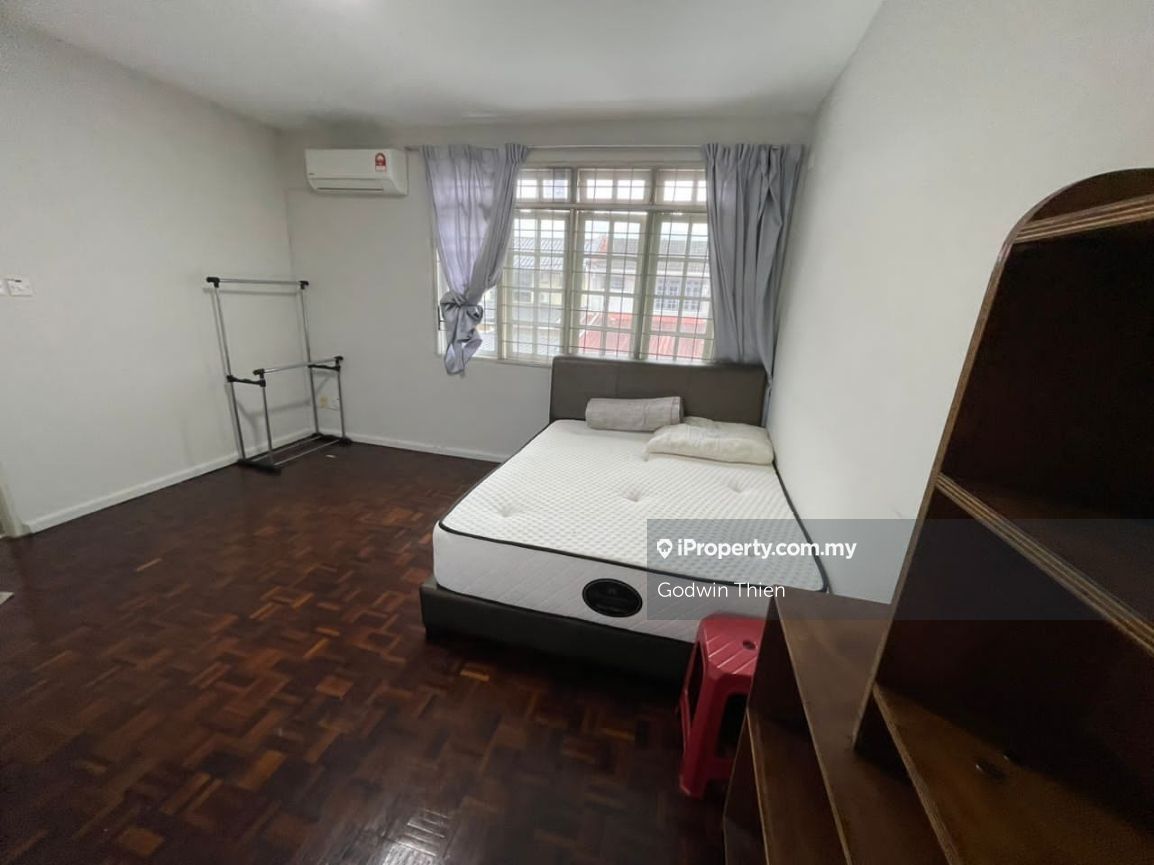 BDC, Kuching 1sty Terrace/Link House 3 bedrooms for rent iProperty