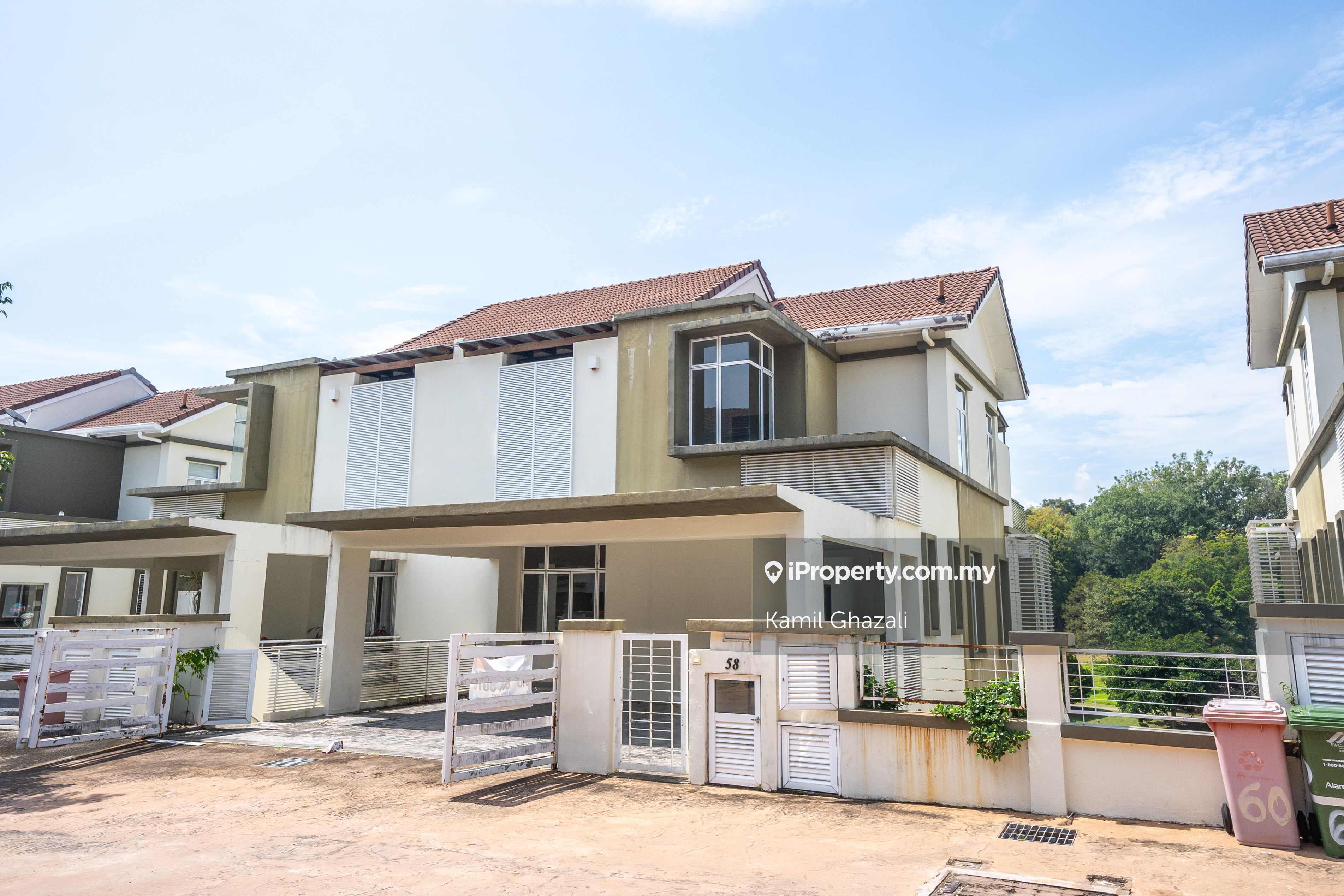 LAKE VIEW with PRIVACY 2.5 Sty SemiD Presint 16, Putrajaya for sale RM2450000 iProperty