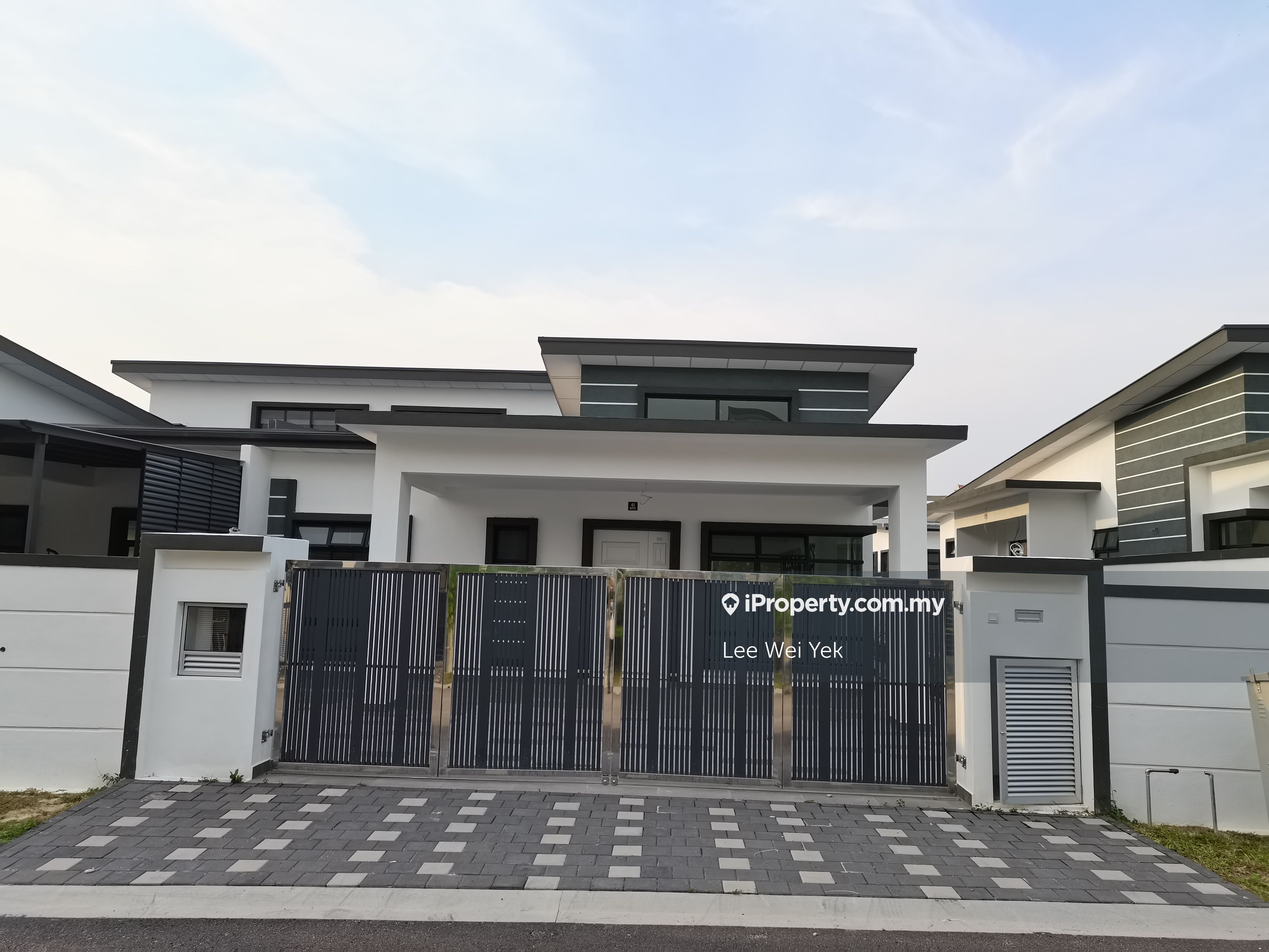 Taman Setia Mutiara , Kluang Intermediate Semi-detached House 4 ...