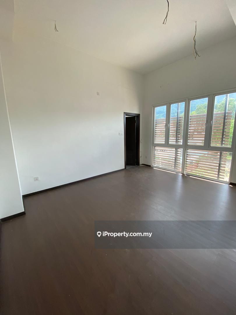 Quattro Zen , Ayer Itam 3sty Terrace/Link House 4 bedrooms for sale