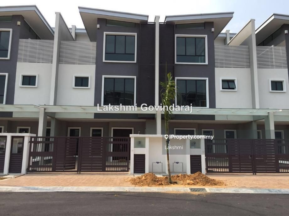 KINRARA KINGSGATE, Bandar Kinrara Intermediate 3sty Terrace/Link House
