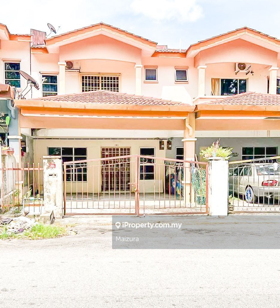 Taman Arowana Impian, Seremban 2, Seremban 2 2sty Terrace/Link House 4