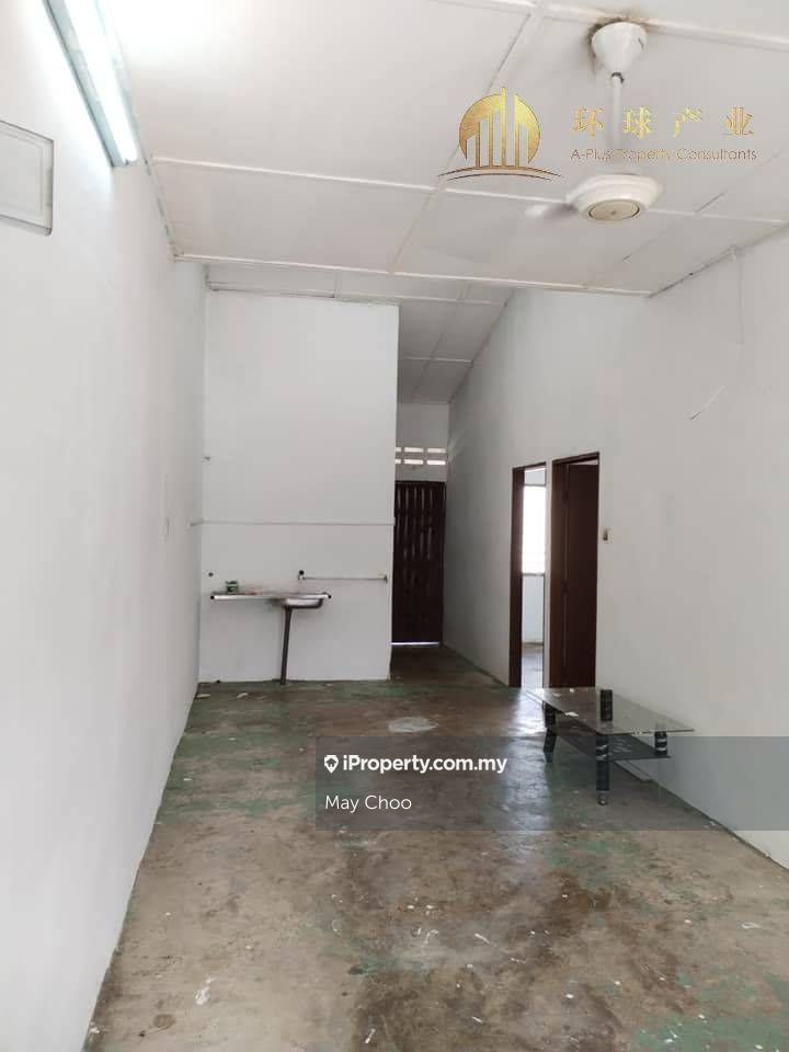 Taman perak, Kulim 1sty Terrace/Link House 3 bedrooms for rent