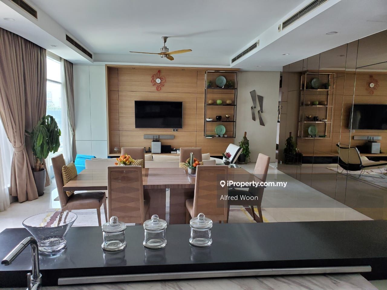 Quadro Residences Serviced Residence 4 bedrooms for rent in KLCC, Kuala