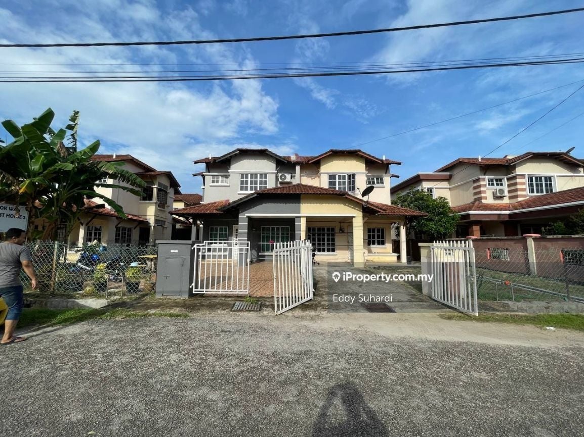 Semi D 2 Tingkat Pasir Pekan, Kota Bharu