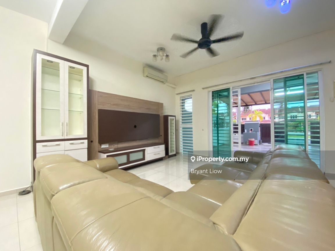 RENOVATED 2 Sty Cheng Paya Emas Melaka, Paya Rumput