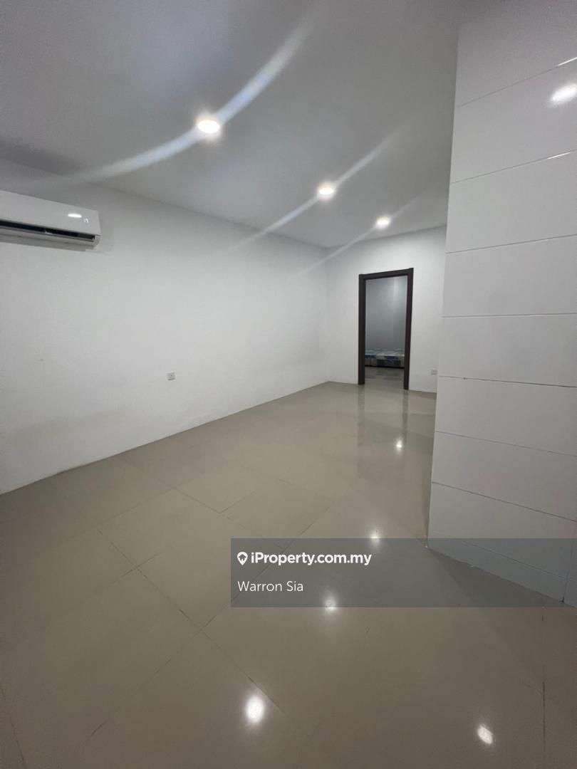 Satria Residence, Kuching for rent - RM1500 | iProperty Malaysia