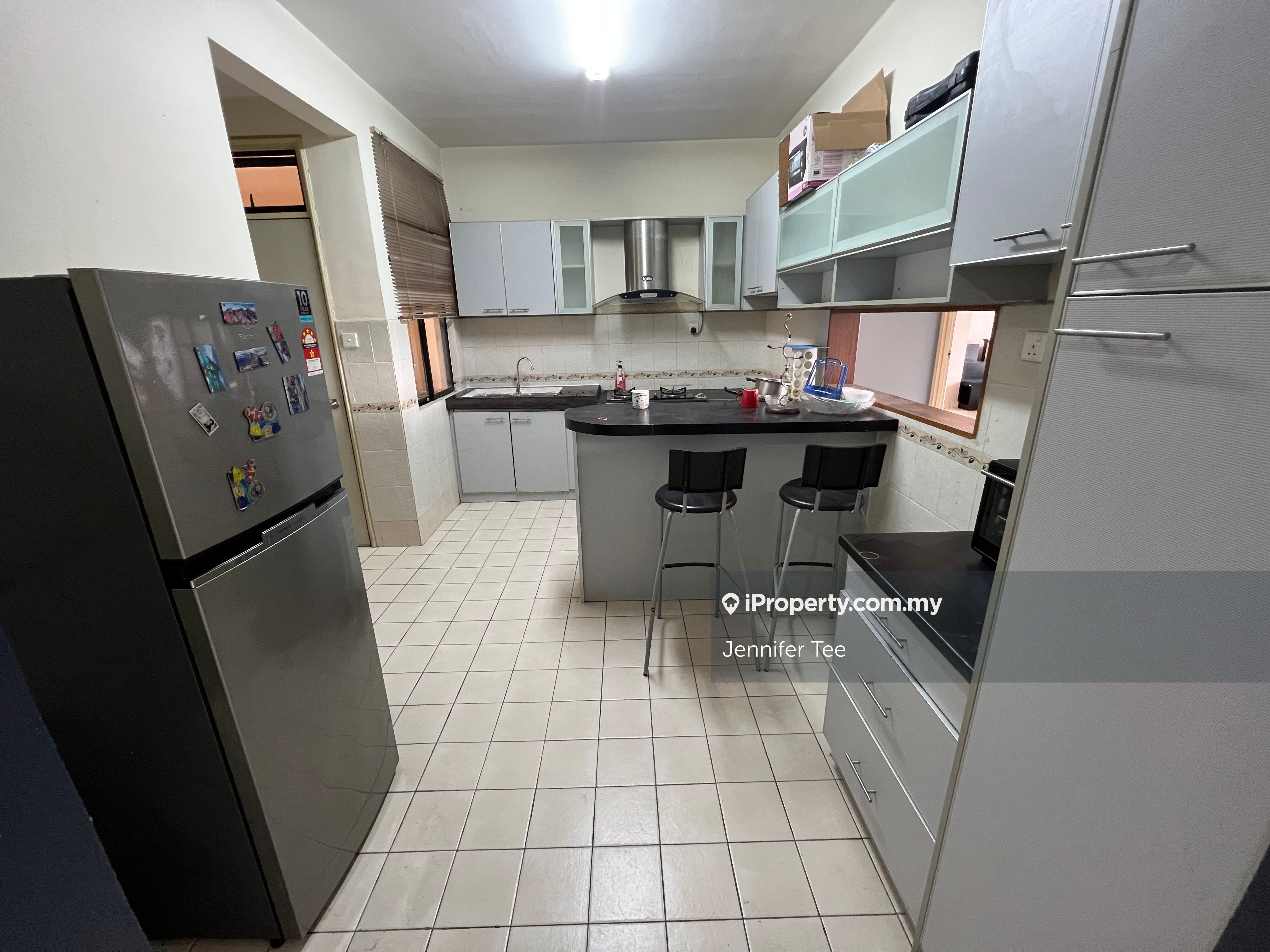 Casa Indah 1 Condominium 2+1 bedrooms for rent in Kota Damansara