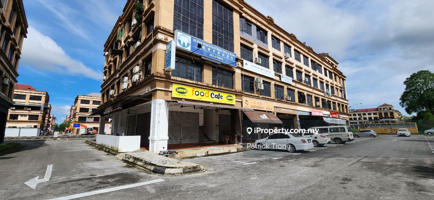 Ground floor Shop for Sale with Strata Title, MJC Batu Kawah Kuching