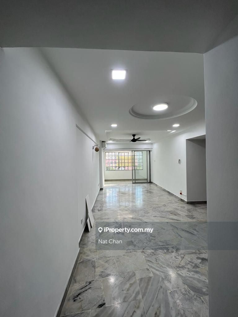 Casa Magna Intermediate Condominium 3 bedrooms for rent in Kepong