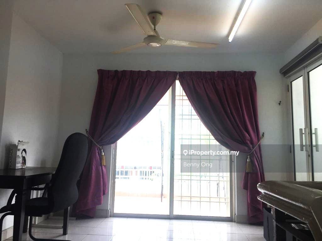 Laman Rimbunan,Kepong, Kepong Corner lot 3sty Terrace/Link House 6