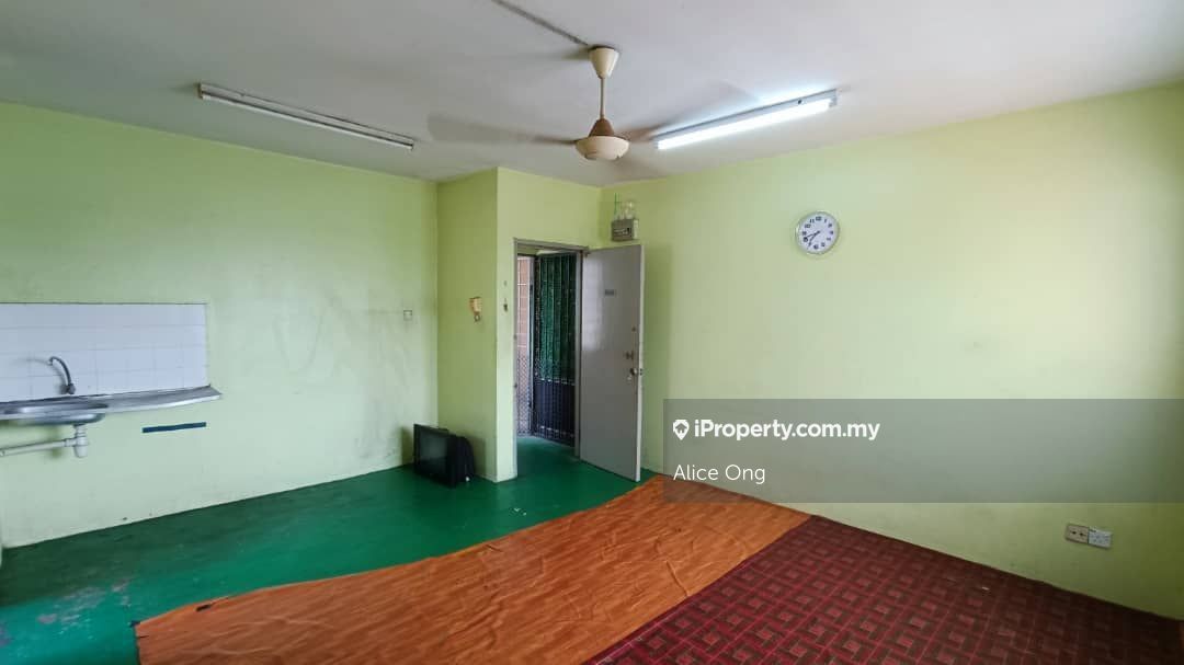 Pangsapuri Sri Meranti, Bandar Sri Damansara