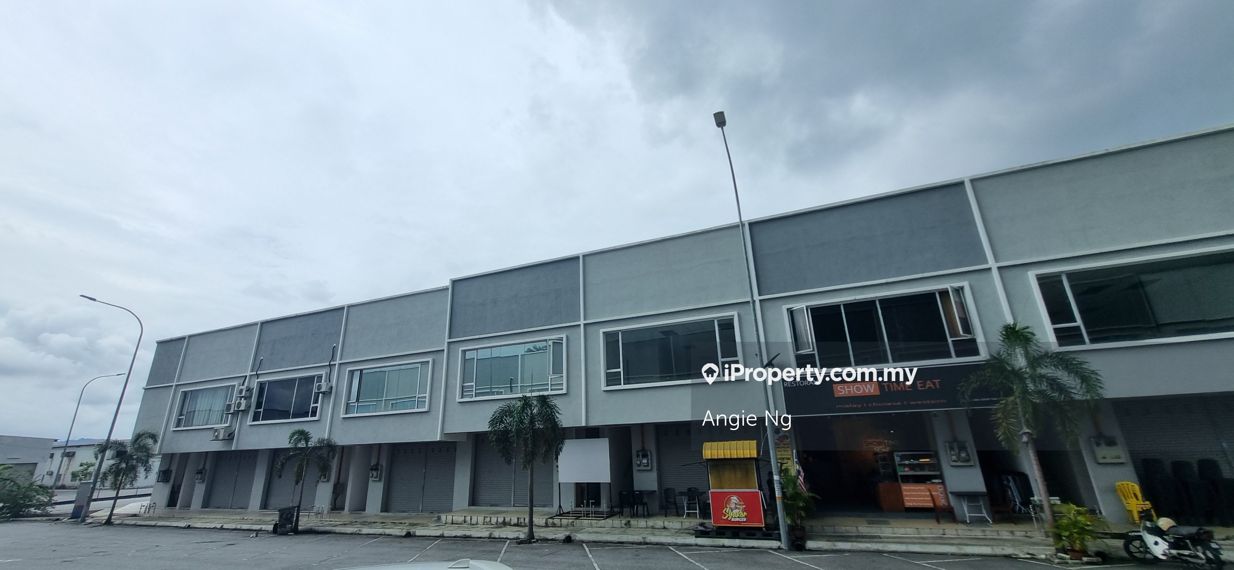 Nilai 3, Nilai ShopOffice for sale