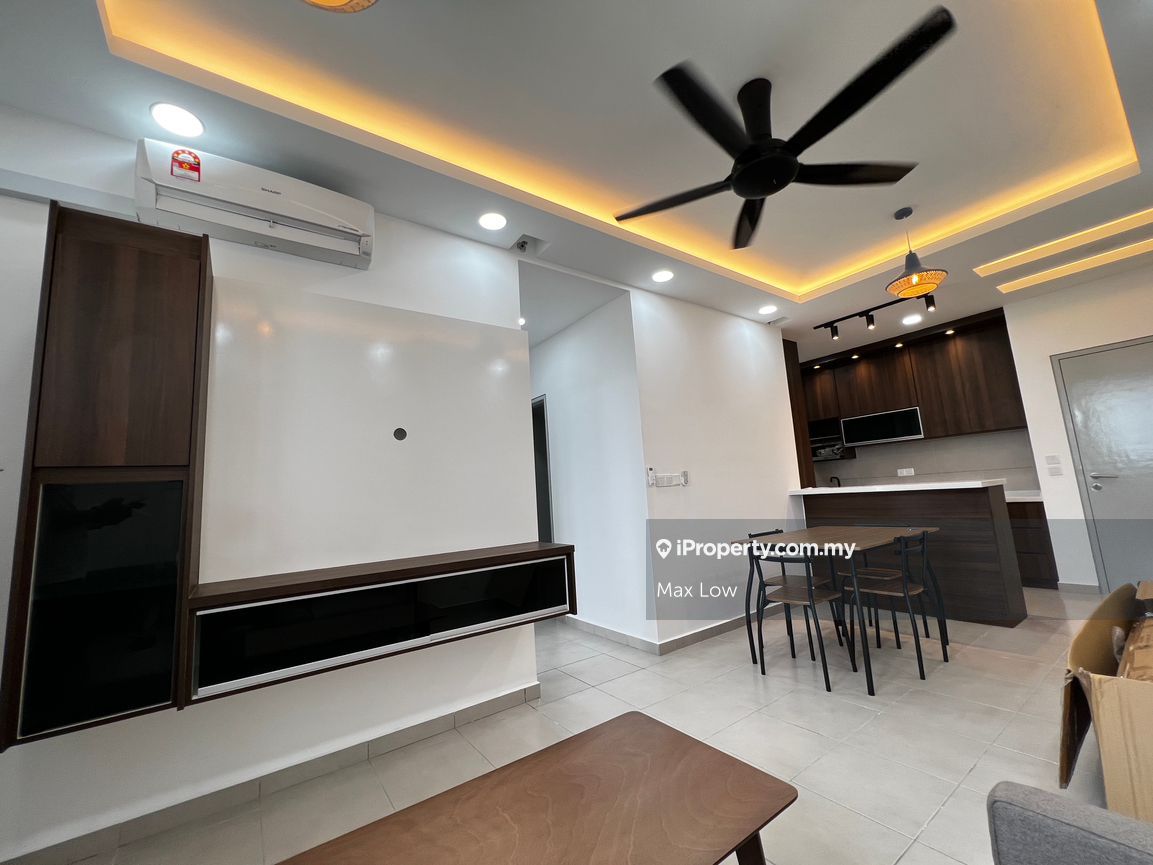 Tangerine Suites Apartment 3 bedrooms for rent in Dengkil, Selangor