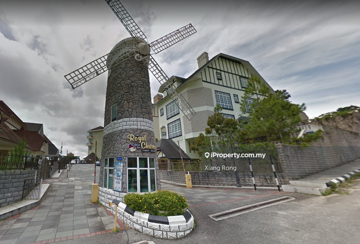 The Royal Chateau, Cameron Highlands Corner lot Bungalow 4 bedrooms for