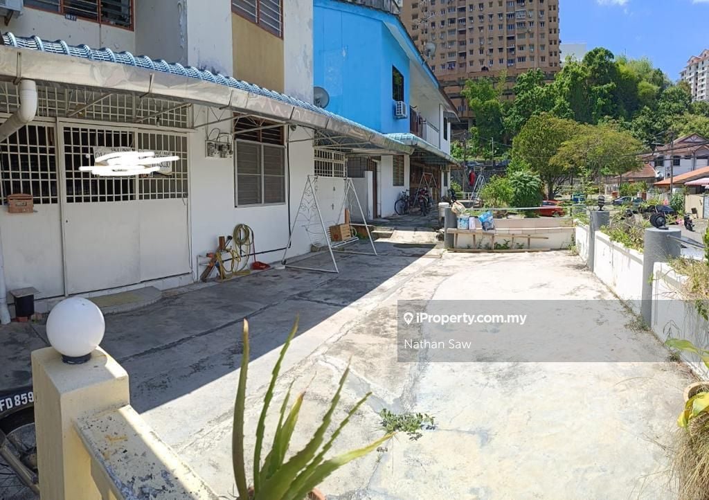 Ayer Itam Cluster House 2 bedrooms for sale