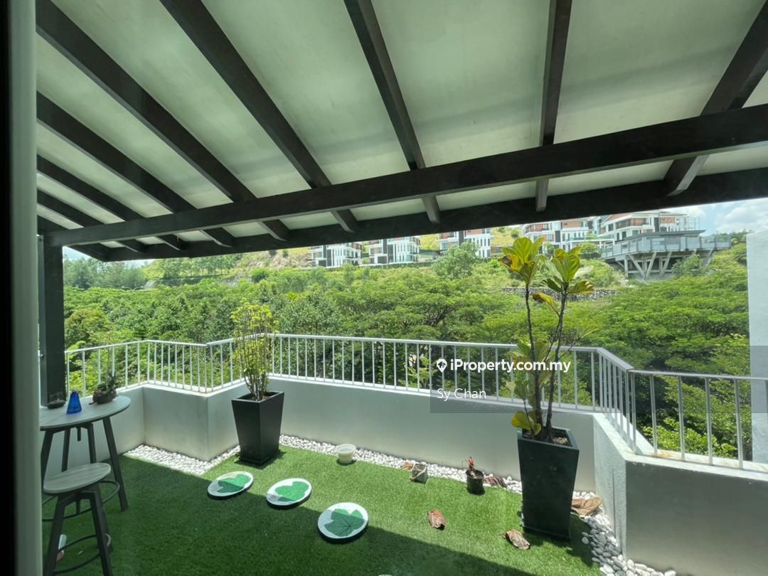 The Glades, Putra Heights, Putra Heights 2.5sty Terrace/Link House 4+1 bedrooms for sale