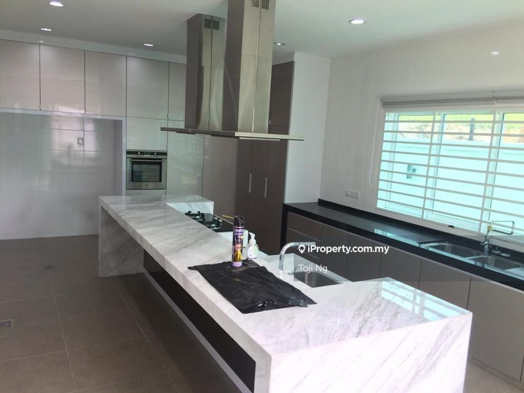 Fully Renovated, Move in Condition