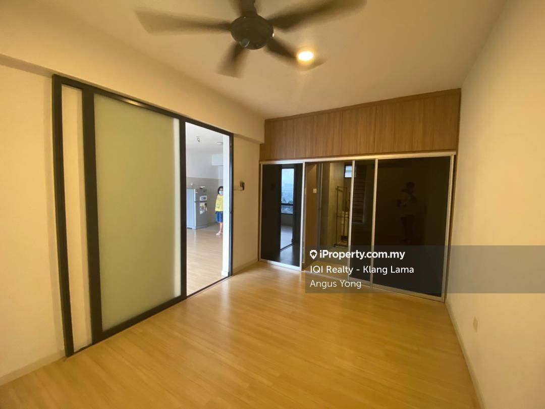 USJ One (You One) Serviced Residence 1 bedroom for sale in Subang Jaya
