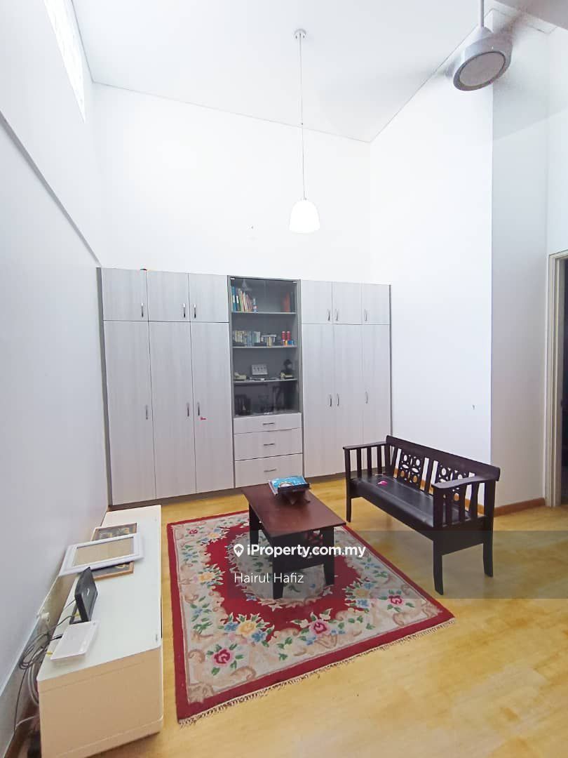 Freehold Area Double Storey Intermediate Sephira, Shah Alam Intermediate 2sty Terrace/Link