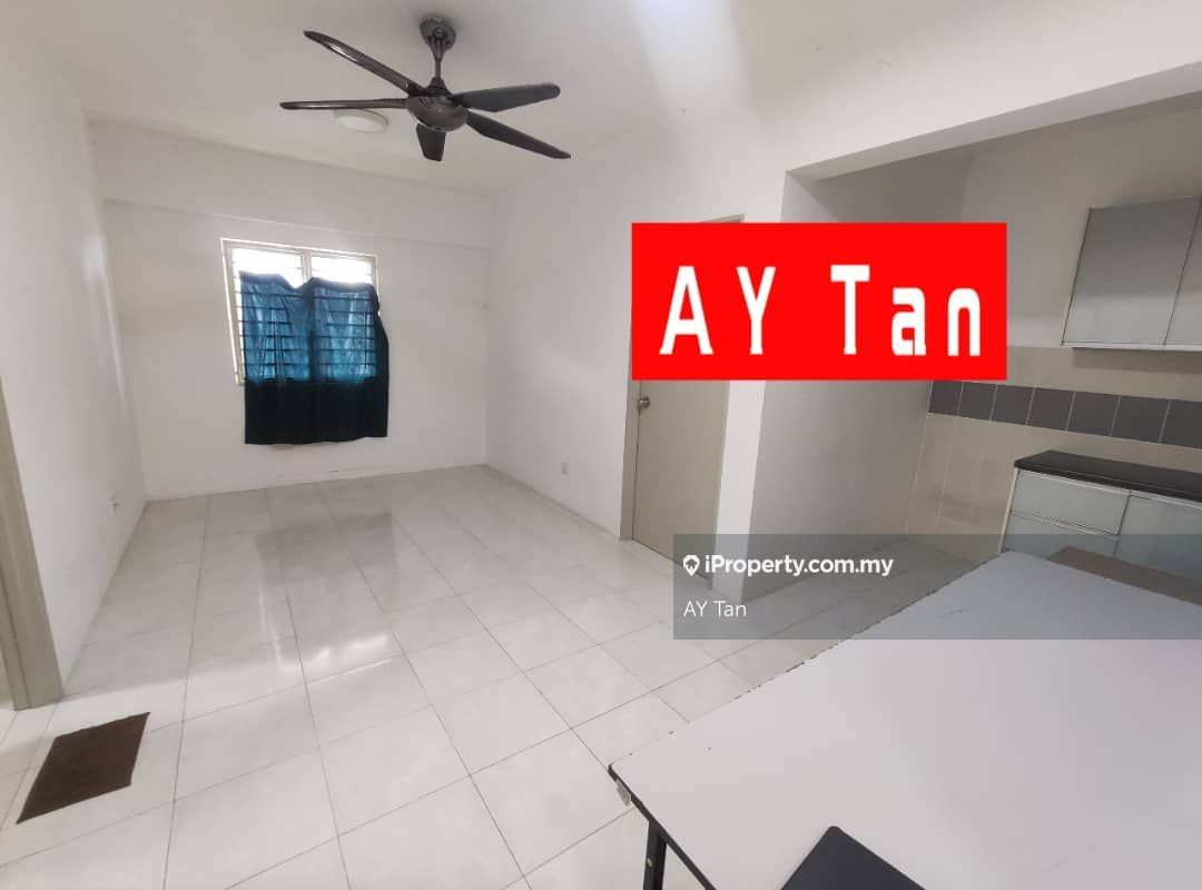 Taman Bukit Erskine Intermediate Apartment 3 bedrooms for rent in