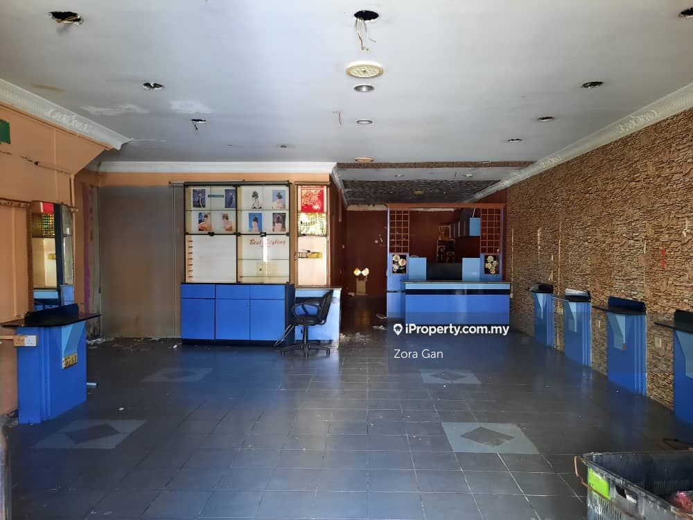 3 Storey Shoplot , Jalan Sri Pelangi, Taman Pelangi, Johor Bahru