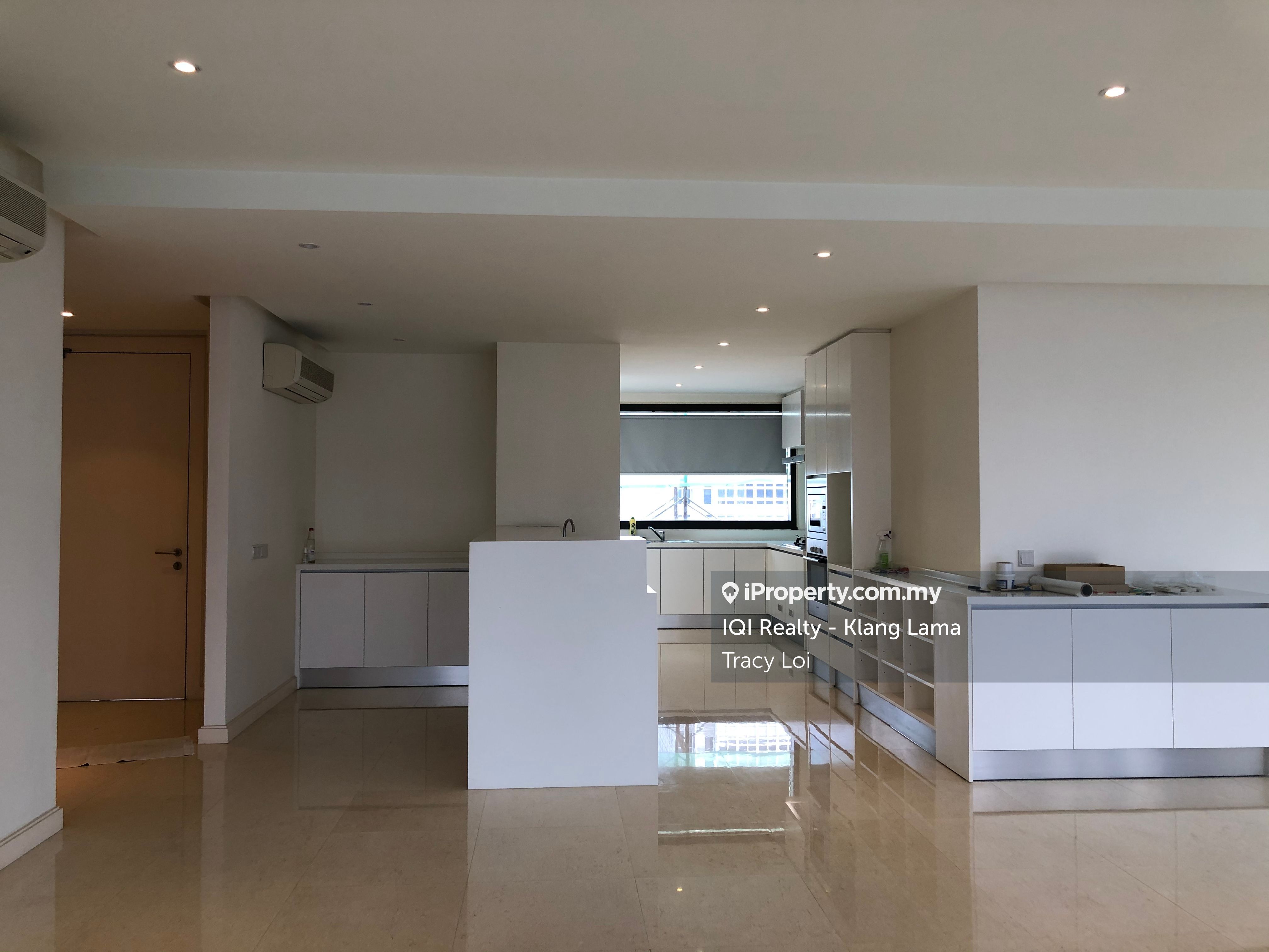 6 Capsquare, Dang Wangi, City Centre