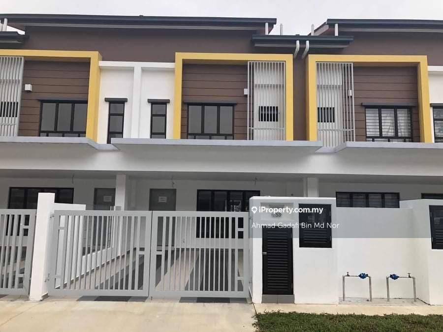 Setia Permai 2 Setia Alam Intermediate 2 Sty Terrace Link House 3 1 Bedrooms For Sale Iproperty Com My