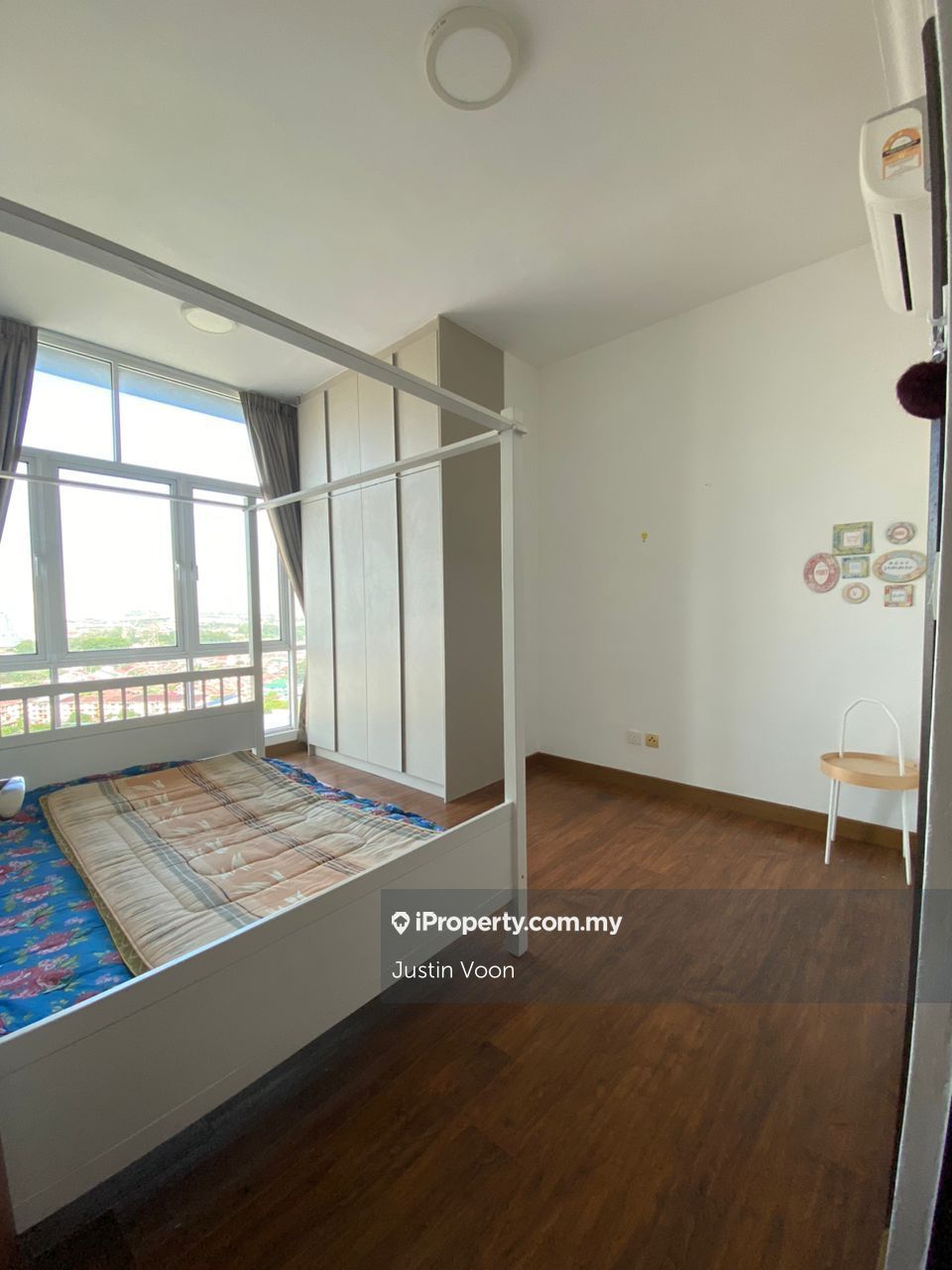 Boulevard Serviced Apartment Condominium 3 bedrooms for rent in Jalan