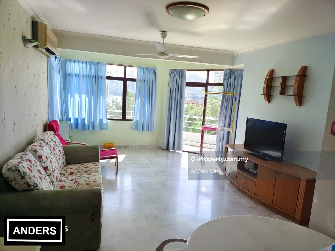 Marina Tower (Ratu Mutiara) Condominium 2 bedrooms for rent in Tanjung