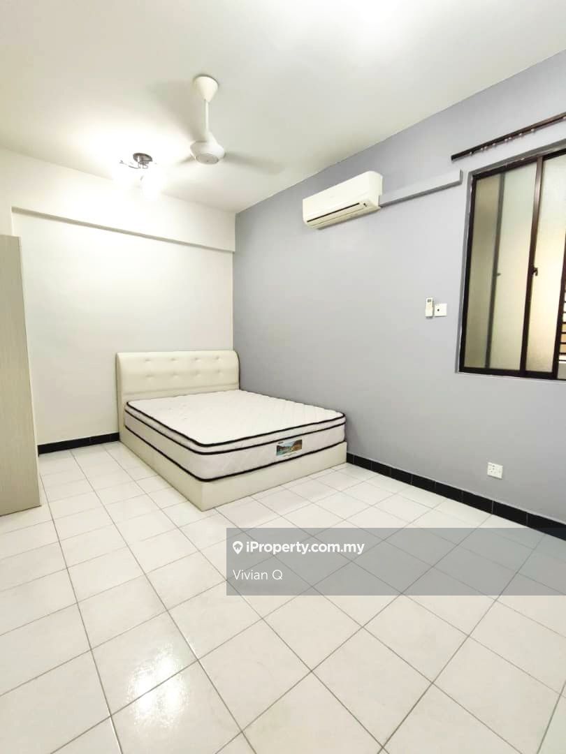 Taman Gaya Double Storey Cluster House, Johor Bahru Cluster House 5